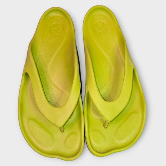 CROCS Shoes - CROCS Womens Lime Green Sandals Flip Flops Size 8‎ Ladies Crocs Toe Post Sandals